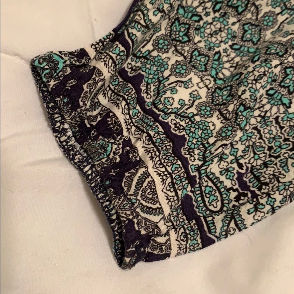 patterned dress - Picture 3 of 3